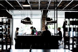 Los restaurantes ofrecen experiencias culinarias